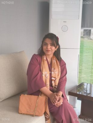 Female home tutor I can teach from class 1 to class 10 all subjects and can also teach maths ,accounting,economics